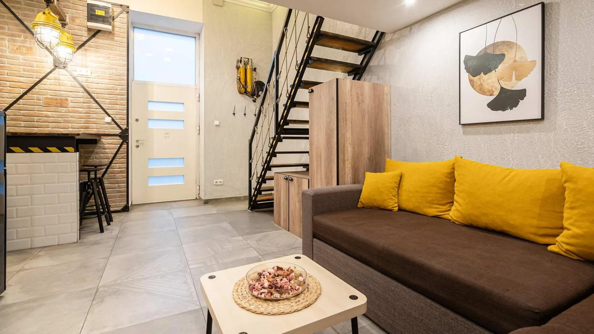 Yellow Compass Studio W40 Βουδαπέστη 0*,
